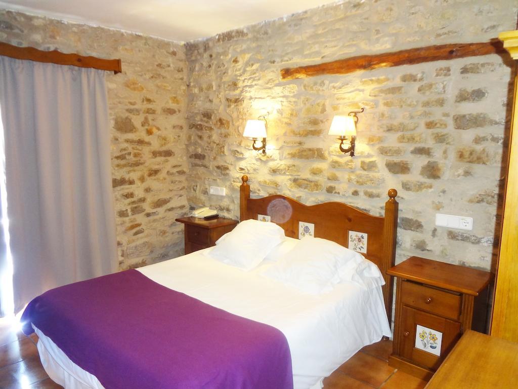 Hotel La Vega Алькала-де-ла-Сельва Экстерьер фото