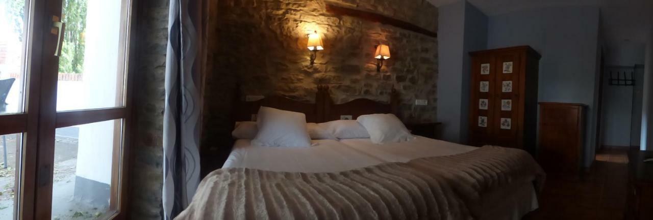 Hotel La Vega Алькала-де-ла-Сельва Экстерьер фото